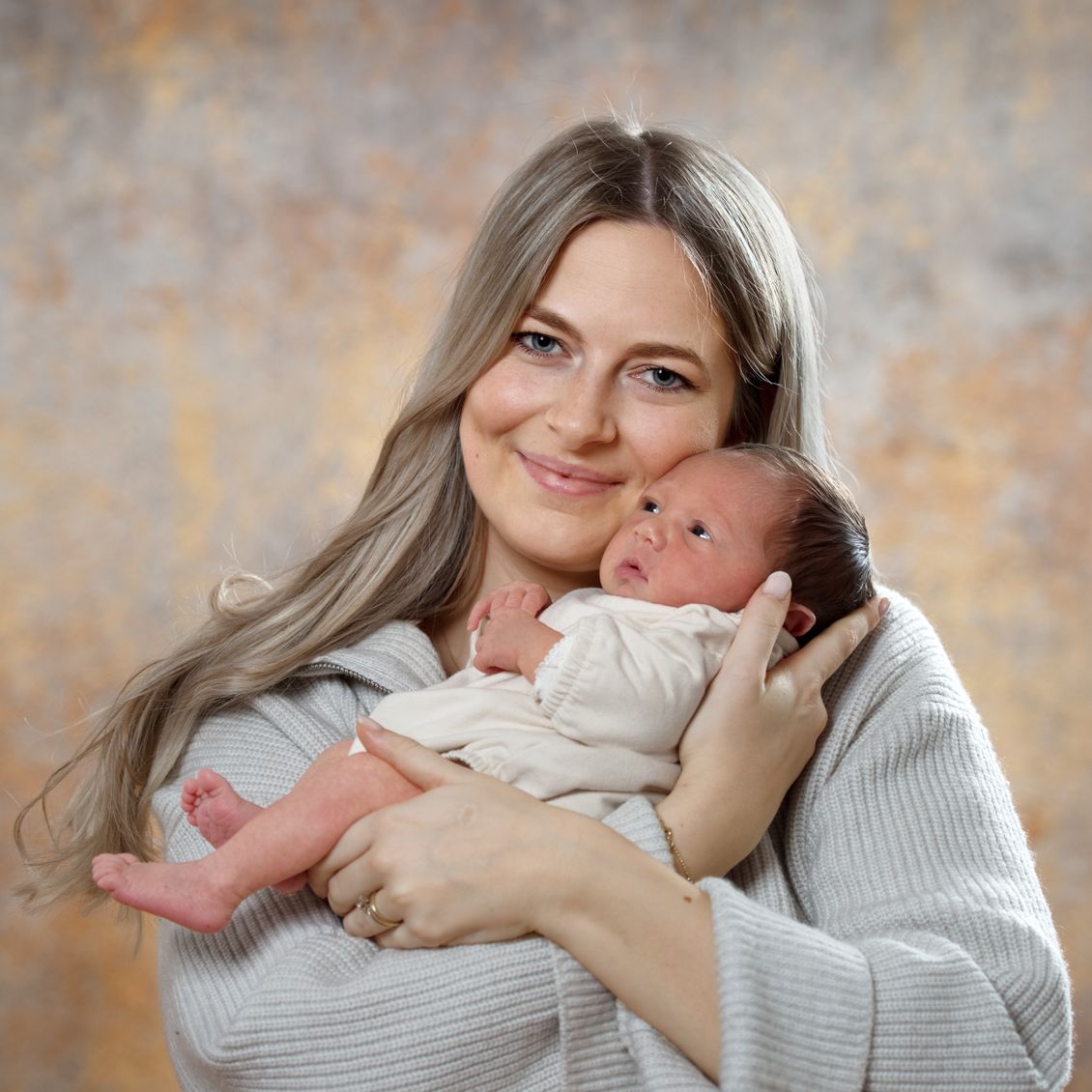 Our Focus Photography auf Gut Knoop bei Kiel Newborn