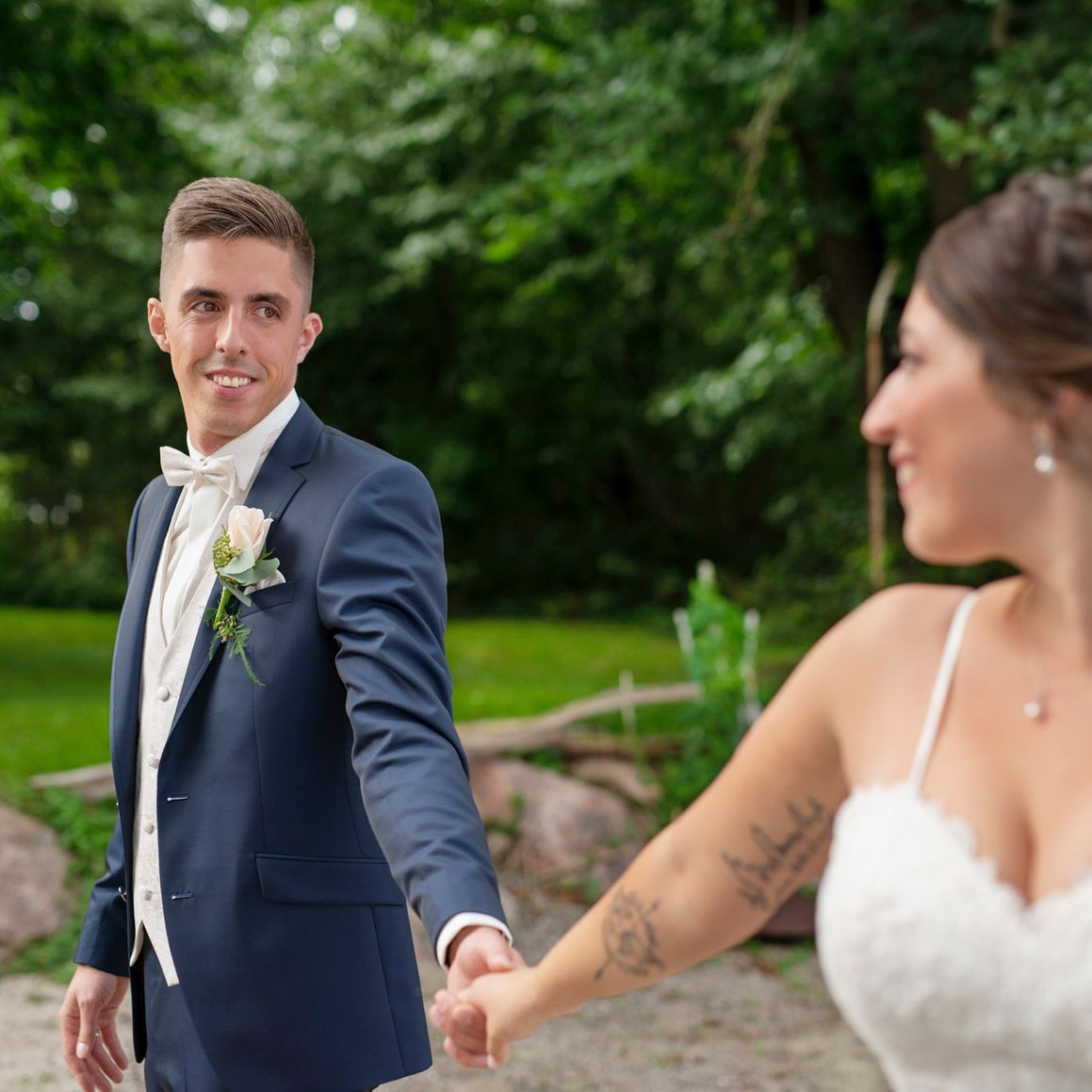 Our Focus Photography auf Gut Knoop bei Kiel Hochzeit Kirche 19