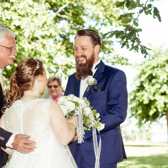 Our Focus Photography auf Gut Knoop bei Kiel Hochzeit Holtenauer Leuchtturm 04