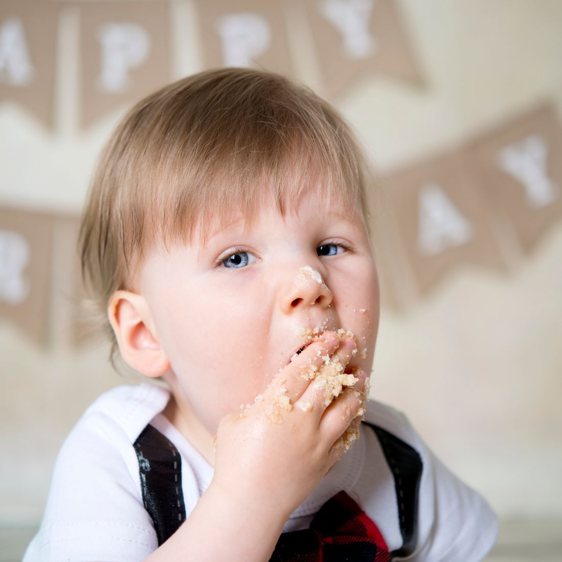 Our Focus Photography auf Gut Knoop bei Kiel Cake Smash