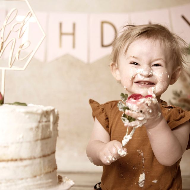 Our Focus Photography auf Gut Knoop bei Kiel Cake Smash
