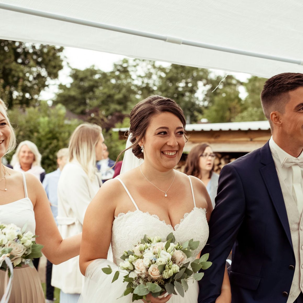 Our Focus Photography auf Gut Knoop bei Kiel Hochzeit Kirche 13