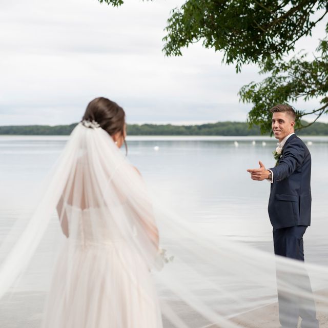 Our Focus Photography auf Gut Knoop bei Kiel Hochzeit Kirche 21