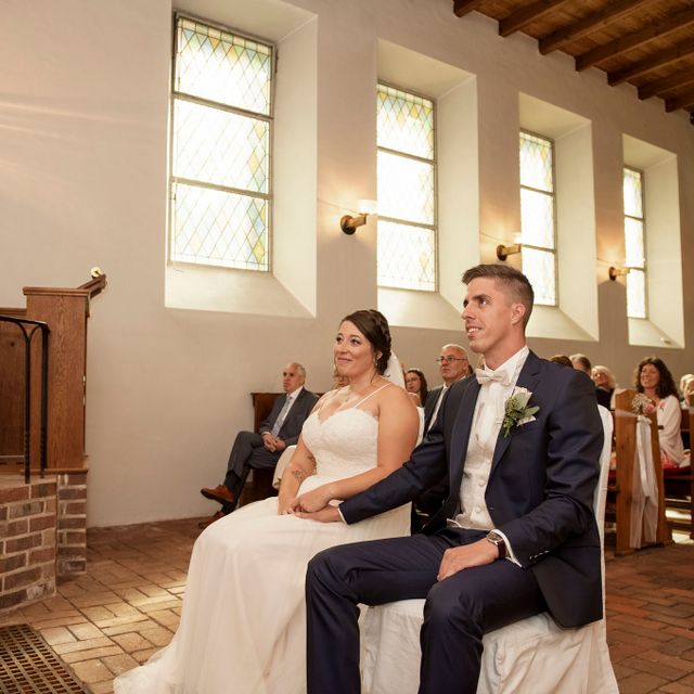 Our Focus Photography auf Gut Knoop bei Kiel Hochzeit Kirche 05